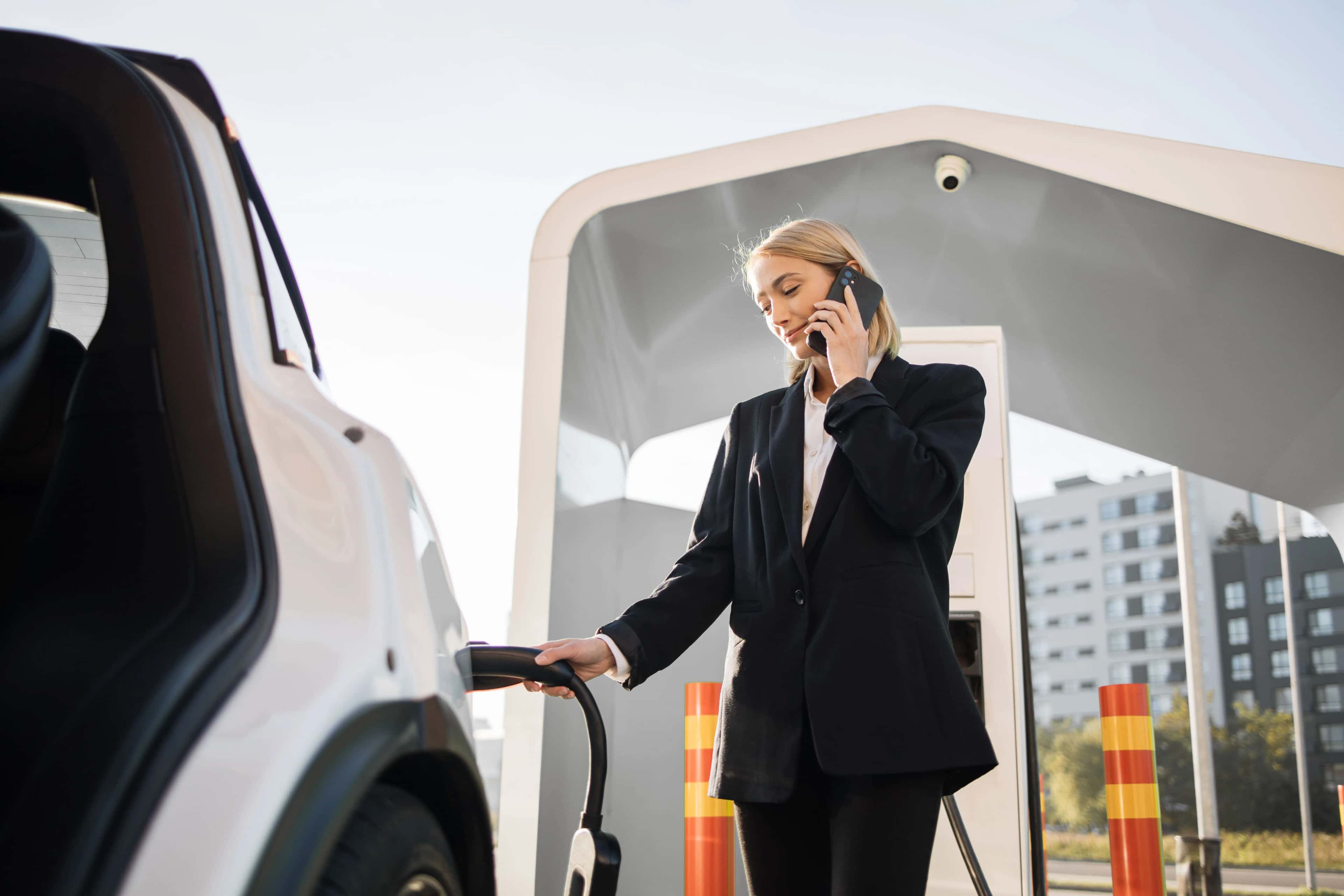 Les facteurs qui influent sur le temps de charge d’un véhicule électrique