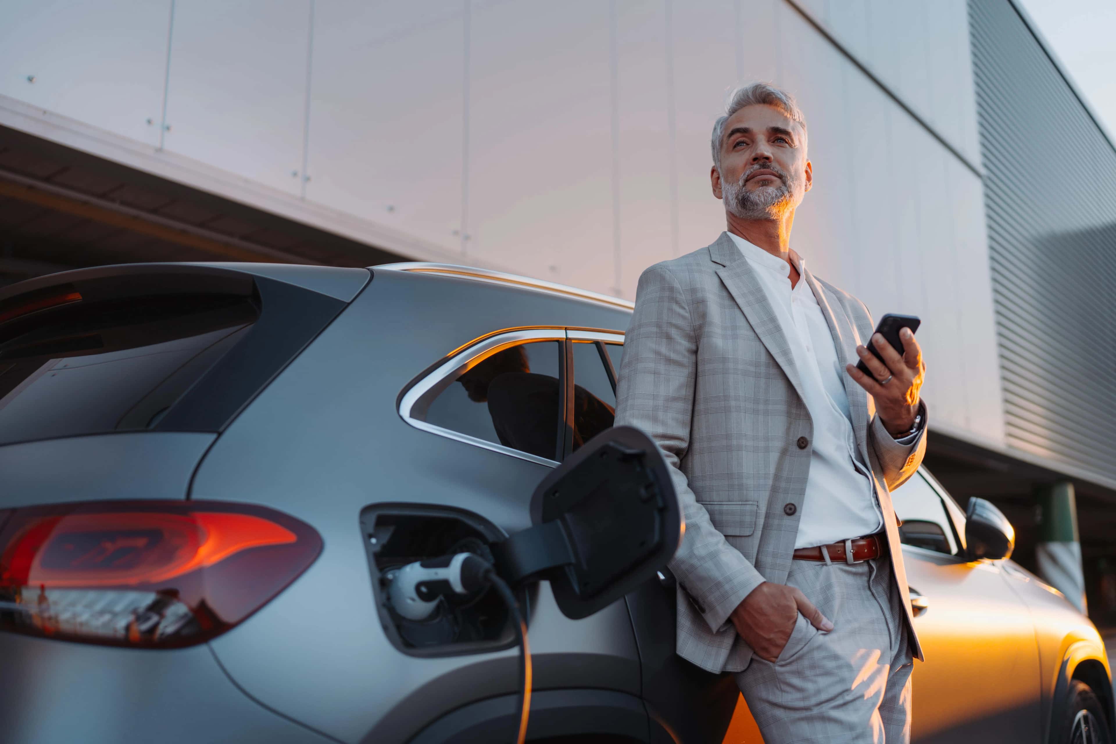 Comment optimiser le coût de la recharge de son véhicule électrique professionnel ?