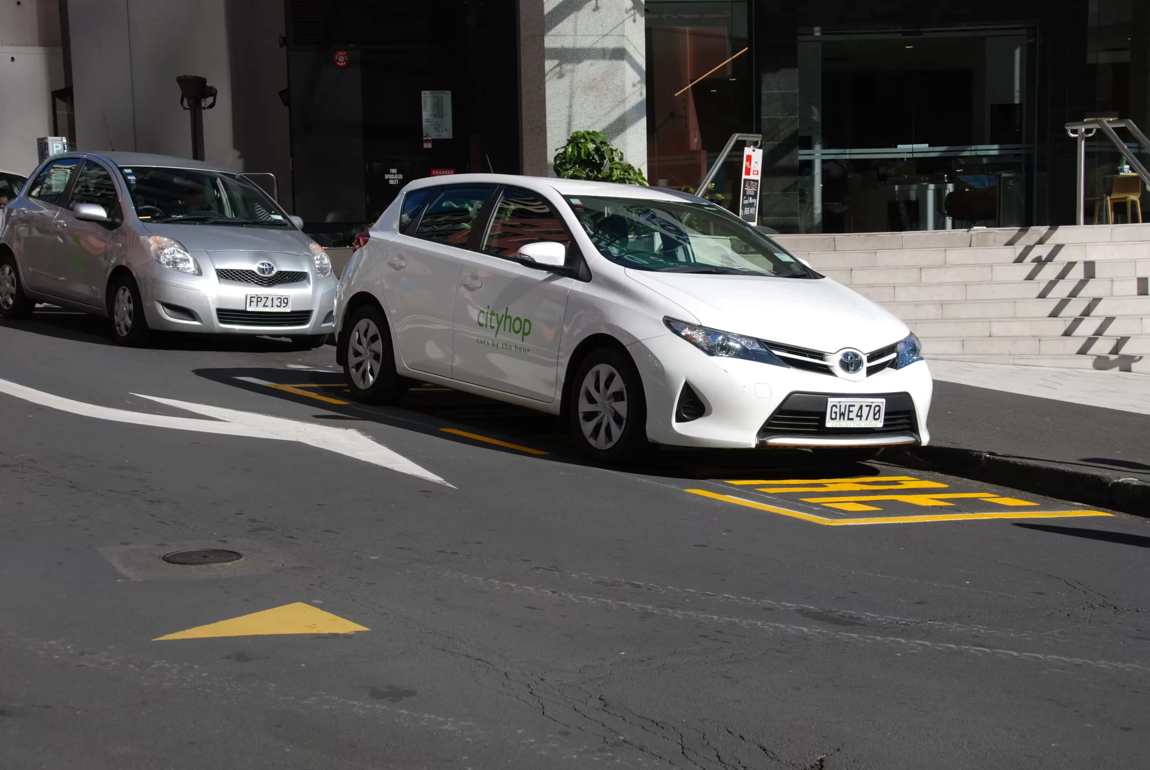 Tout savoir sur l'autopartage en entreprise : coûts, mise en place, règles
