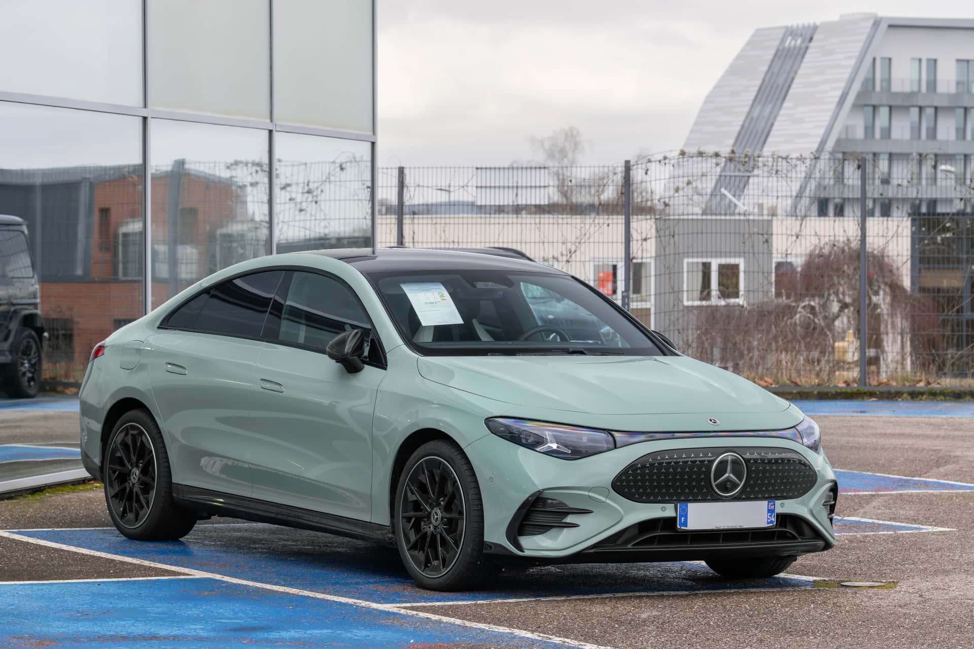 Mercedes-Benz CLA 250+ avec technologie EQ Limited Edition, coloris Aqua Mint au lancement européen